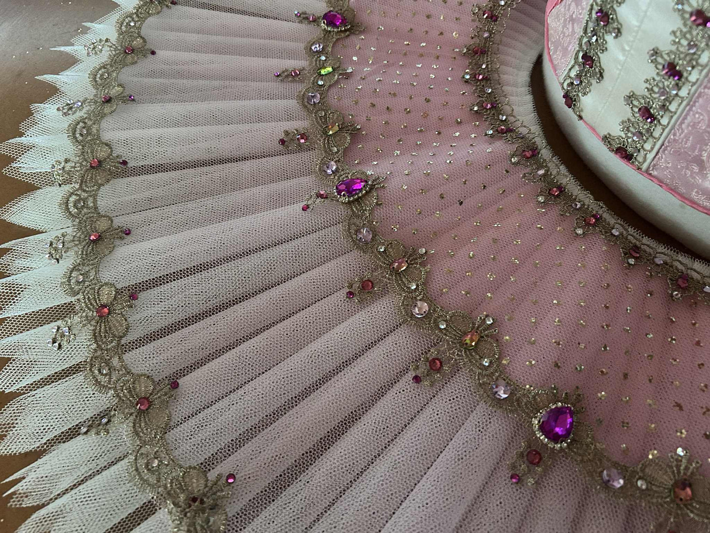 Sewing Workshop - "DEBUT" or "PRIMA" Semi-Stretch Ballet Bodice from Tutu Studio Borealis + Pleating Intensive (Intermediate+)