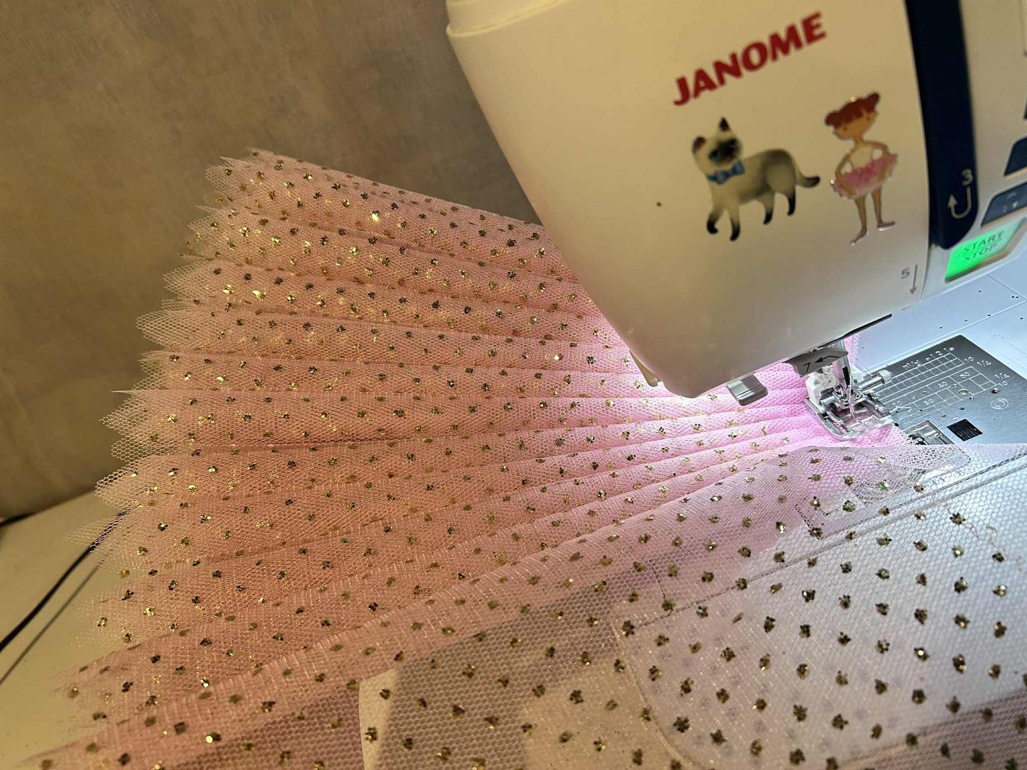 Sewing Workshop - "DEBUT" or "PRIMA" Semi-Stretch Ballet Bodice from Tutu Studio Borealis + Pleating Intensive (Intermediate+)
