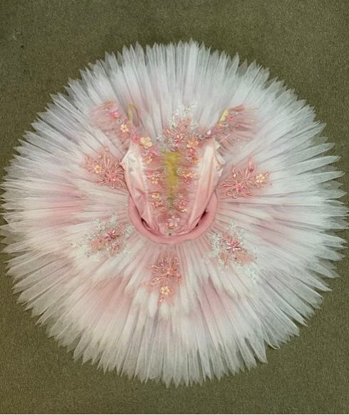 Sewing Workshop - "WATERFALL PLATE" from Tutu Amor (Intermediate+)